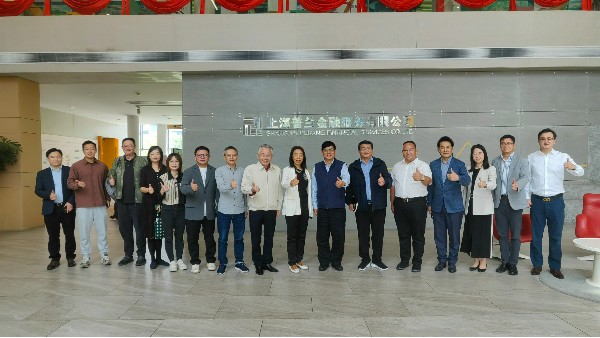 泓寶科技董事長(zhǎng)、上海芯生機(jī)農(nóng)業(yè)科技有限公司董事長(zhǎng)鄒國(guó)忠參加上海企聯(lián)鄉(xiāng)村振興第二次沙龍活動(dòng)